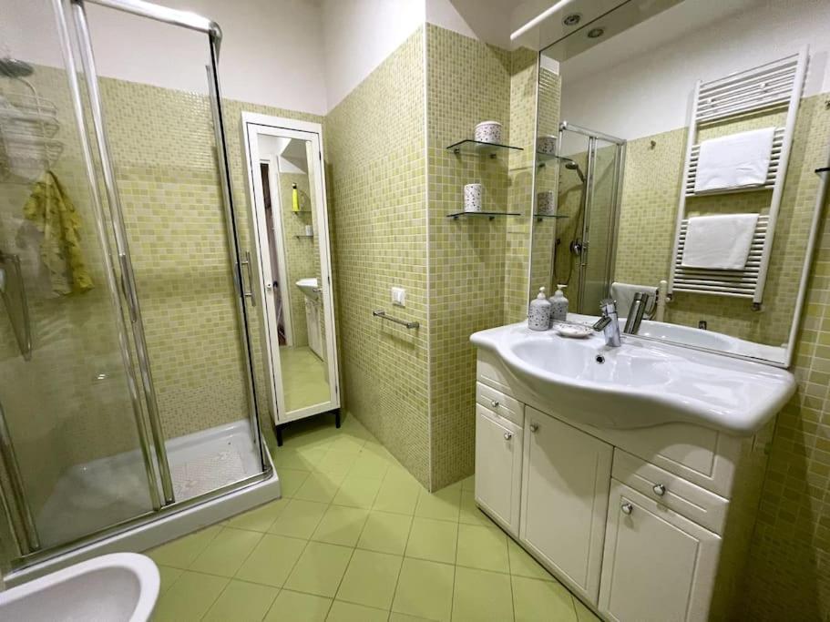 Apartmán Via Milano Terst Exteriér fotografie